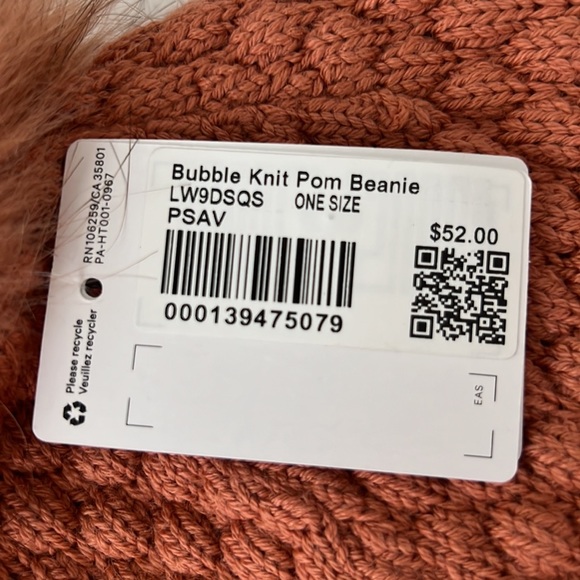 Lululemon Bubble Knit Pom Beanie NWT Pink Savanna PSAV LW9DSQS